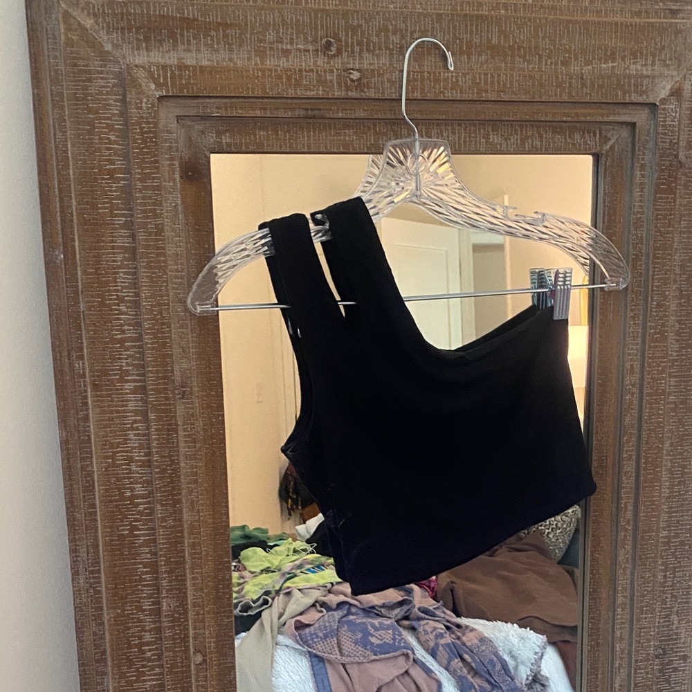 h.i.p. Black Sleeveless Crop Top
